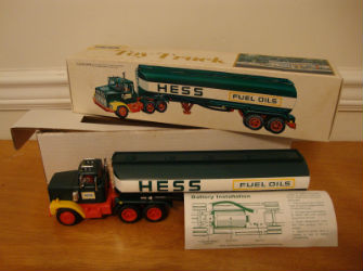 1978 Hess Fuel Oil Tanker Hess Holiday Toys