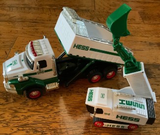 2017 Hess Dump Truck and Loader Hess Holiday Toys