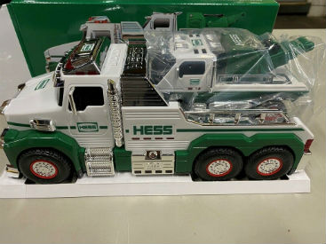 2019 Hess Tow Truck Rescue Team Hess Holiday Toys