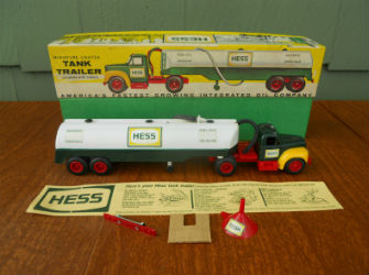 1964-1965 1964-1965 Hess Tanker Trailer
