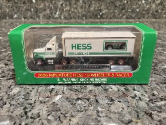 2006 2006 Hess Mini 18-Wheeler & Racer: The Miniature Transport Duo